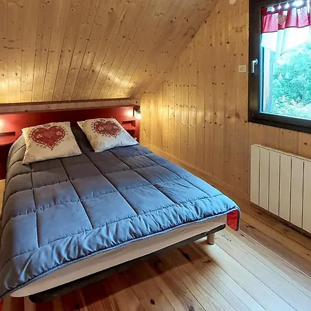 2 Bedroom Gorgeous In Mont-dore Holiday home Le Mont-Dore