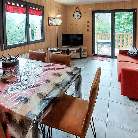 2 Bedroom Gorgeous In Mont-dore